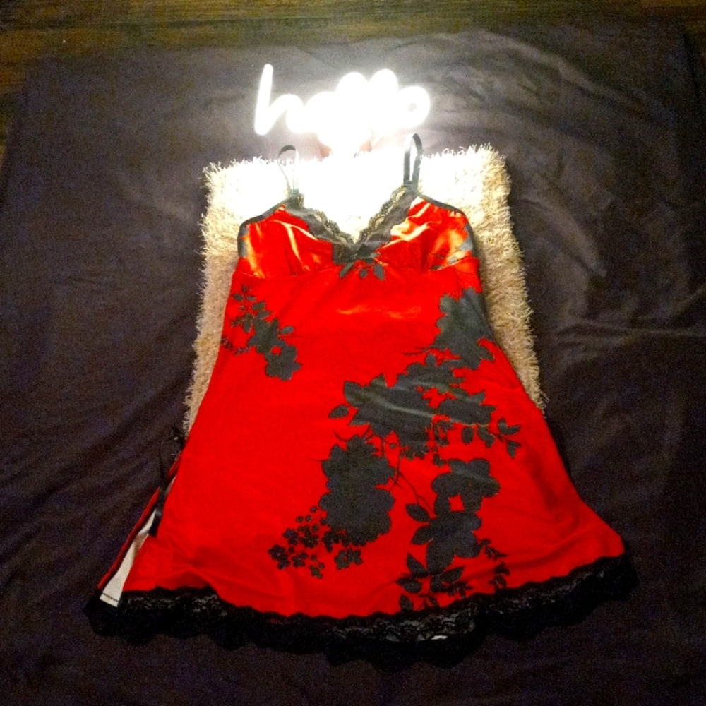 NWT Night Slip NightGown Sleep Wear